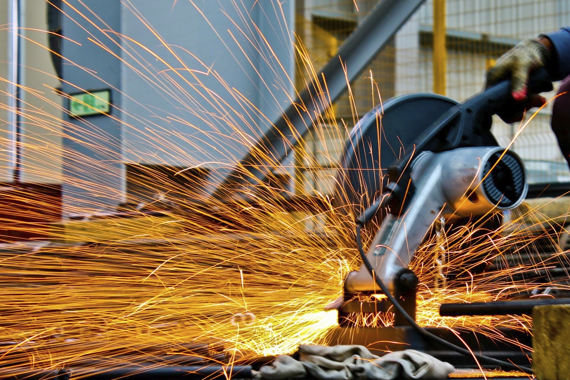 Manufacturers End Year on a More Upbeat Note - Make UK/BDO Survey